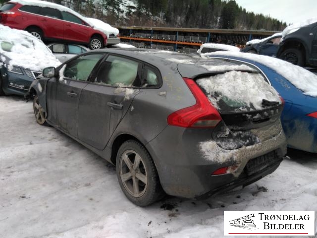 Volvo V40 2012-2019 , Motorkode: D4162T, Girkassekode: 6-MAN 2WD / B6