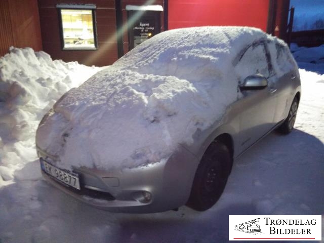 Nissan Leaf 2011-2017 (Type I) , Motorkode: EM61, Girkassekode: 