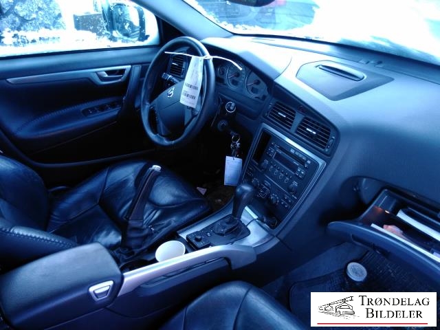 Volvo XC70 2005-2007 (Type I, Fase 2) , Motorkode: D5244T4, Girkassekode: 6-AUT 4WD / TF-80SC AWD
