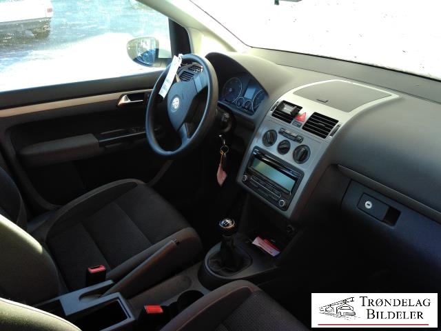 VW Touran 2007-2010 (Type I, Fase 2) , Motorkode: BLS, Girkassekode: KWD