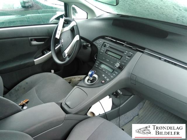 Toyota Prius 2009-2016 (Type III) (COMBI) (COMBI), Motorkode: 2ZR-FXE, Girkassekode: 
