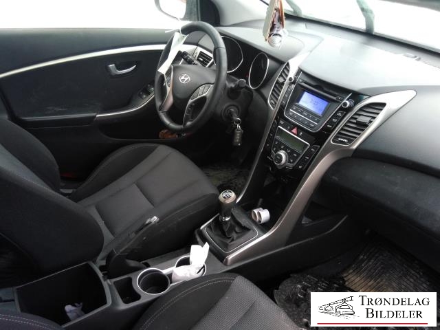 Hyundai i30 2012-2017 (Type II) , Motorkode: D4FB-5IL, Girkassekode: 
