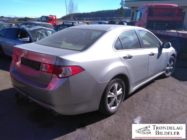 Honda Accord 2008-2015 (Type VIII) , Motorkode: R20A3, Girkassekode: 