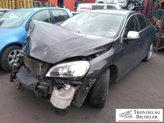 Volvo S60 2010-2014 (Type II, Fase 1) , Motorkode: D4162T, Girkassekode: 6-PSHIFT 2WD / MPS6