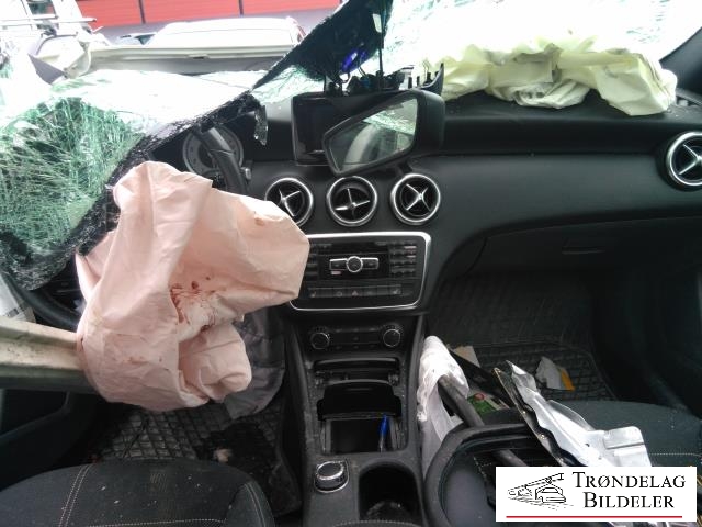 Mercedes A-Klasse 2012-2018 (W176) (W176), Motorkode: 270910, Girkassekode: 