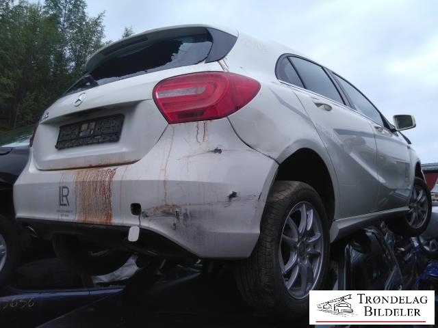 Mercedes A-Klasse 2012-2018 (W176) (W176), Motorkode: 270910, Girkassekode: 