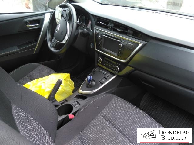 Toyota Auris 2013-2015 (Type II, Fase 1) , Motorkode: 2ZR-FXE, Girkassekode: 