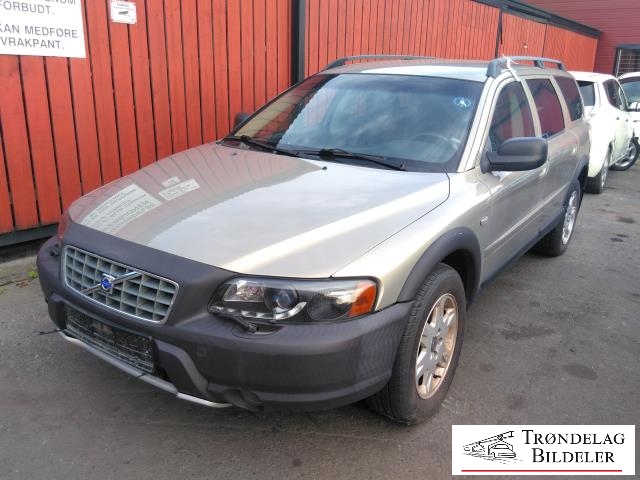 Volvo XC70 2001-2004 (Type I, Fase 1) , Motorkode: D5244T, Girkassekode: 5-AUT 4WD / AW50/51 AWD