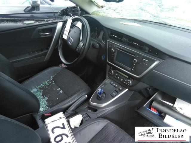 Toyota Auris 2013-2015 (Type II, Fase 1) , Motorkode: 2ZR-FXE, Girkassekode: 
