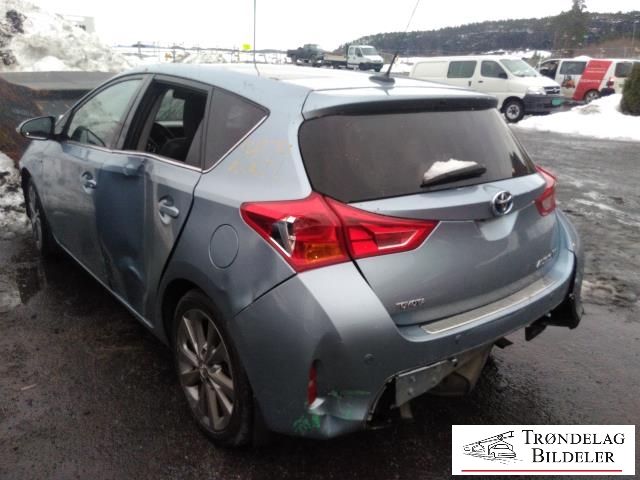 Toyota Auris 2013-2015 (Type II, Fase 1) , Motorkode: 2ZR-FXE, Girkassekode: 