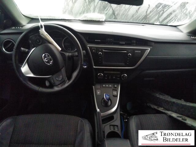 Toyota Auris 2013-2015 (Type II, Fase 1) , Motorkode: 2ZR-FXE, Girkassekode: 