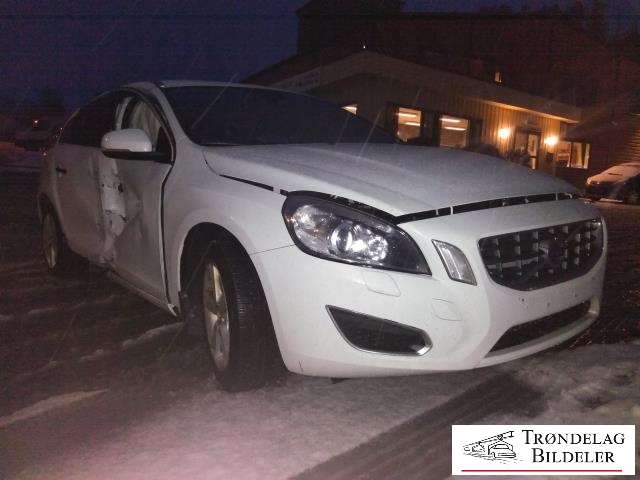 Volvo V60 2010-2013 (Type I, Fase 1) , Motorkode: D4162T, Girkassekode: 6-MAN 2WD / MMT6