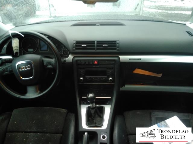 Audi A4 2004-2008 (Type III) (B7) (B7), Motorkode: BPW, Girkassekode: JEE