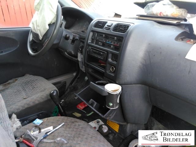 Toyota Hiace 2001-2006 (Fase 2) , Motorkode: 2KD-FTV, Girkassekode:
