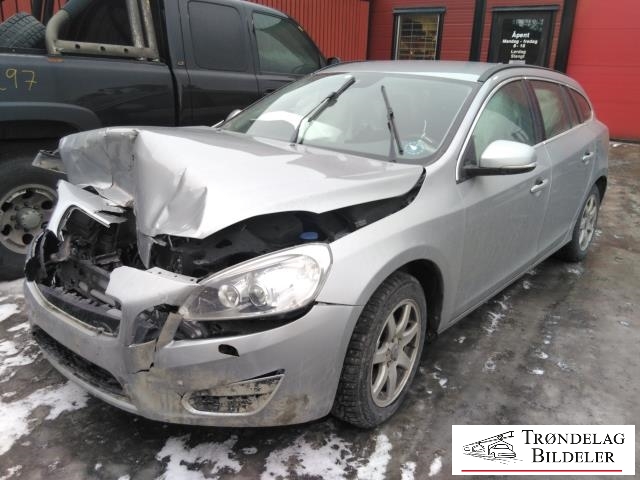 Volvo V60 2010-2013 (Type I, Fase 1) , Motorkode: D4162T, Girkassekode: 6-MAN 2WD / MMT6