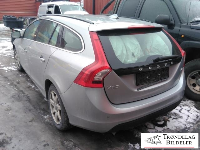 Volvo V60 2010-2013 (Type I, Fase 1) , Motorkode: D4162T, Girkassekode: 6-MAN 2WD / MMT6