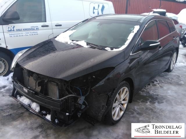 Hyundai i40 2012-2017 , Motorkode: D4FD, Girkassekode: 