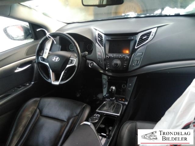 Hyundai i40 2012-2017 , Motorkode: D4FD, Girkassekode: 