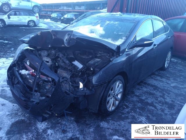 Hyundai i40 2012-2017 , Motorkode: D4FD, Girkassekode: 