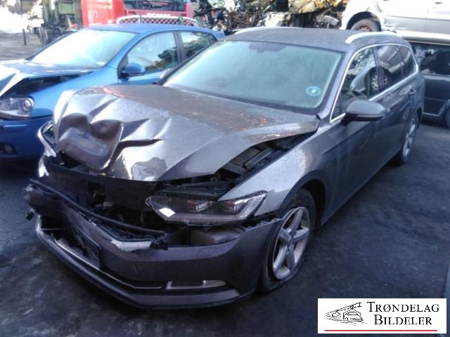 VW Passat 2015-2019 (Fase 1) (B8) (B8), Motorkode: DCXA, Girkassekode: QXA