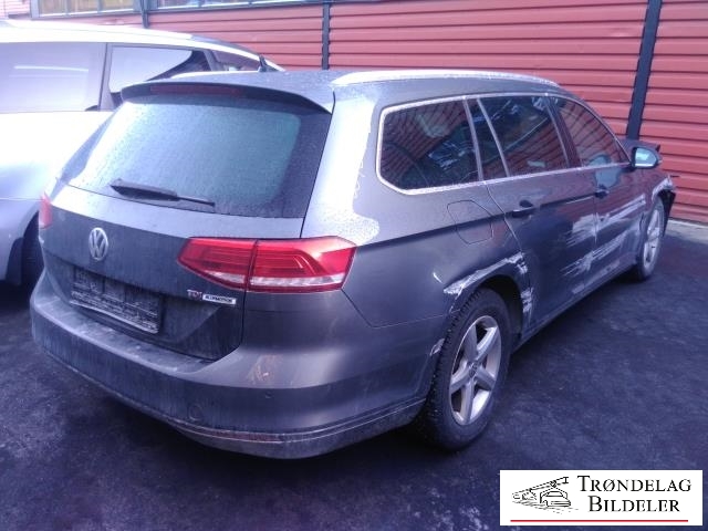 VW Passat 2015-2019 (Fase 1) (B8) (B8), Motorkode: DCXA, Girkassekode: QXA