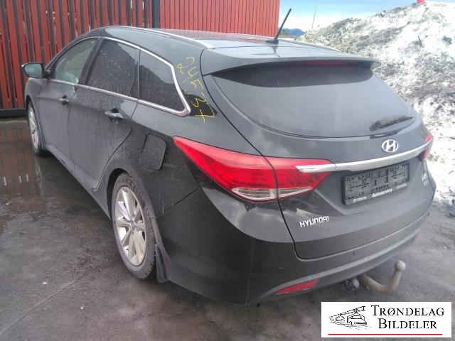 Hyundai i40 2012-2017 , Motorkode: D4FD, Girkassekode: 