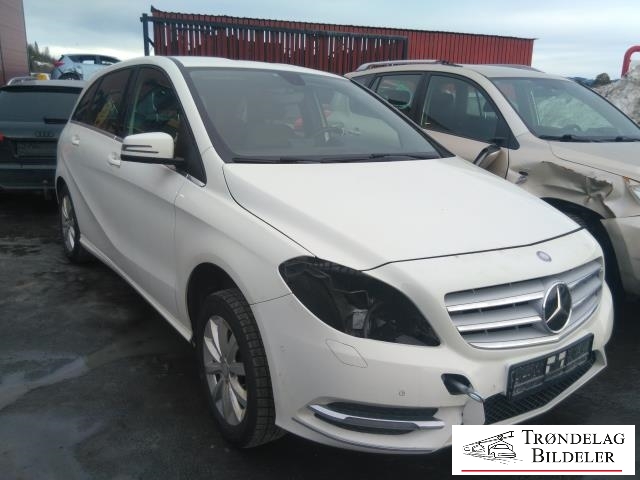 Mercedes B-Klasse 2011-2018 (W246) (W246), Motorkode: K9K, Girkassekode: 