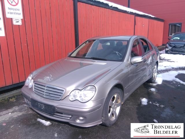 Mercedes C-Klasse 2004-2007 (Fase 2) (W203) (W203), Motorkode: OM 646.962, Girkassekode: 