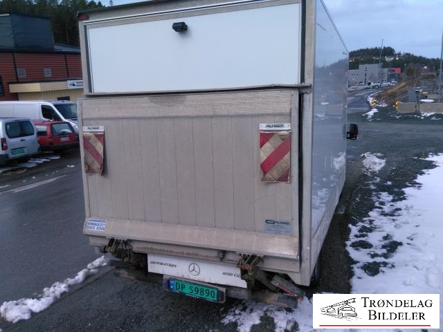 Mercedes Sprinter 2006-2013 (Fase 1) (906) (906), Motorkode: OM651.957, Girkassekode: 