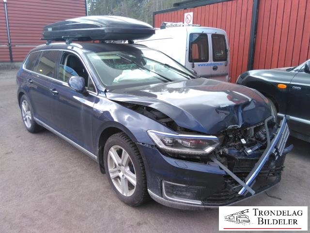 VW Passat 2015-2019 (Fase 1) (B8) (B8), Motorkode: CUKC, Girkassekode: SCB
