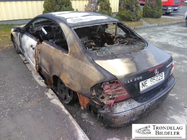 Mercedes CLK 2002-2009 (C209) (C209), Motorkode: 271 940, Girkassekode: 