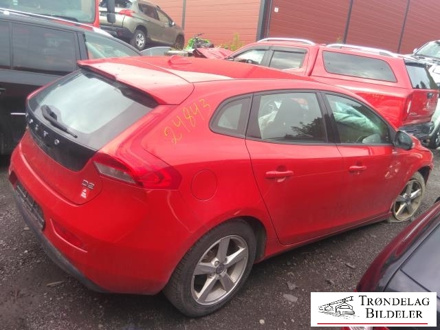Volvo V40 2012-2019 , Motorkode: D4162T, Girkassekode: 6-MAN 2WD / B6