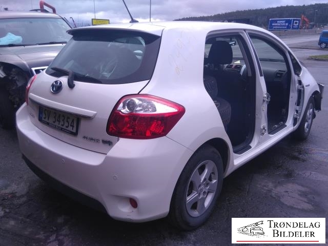 Toyota Auris 2010-2012 (Type I, Fase 2) , Motorkode: 2ZR-FXE, Girkassekode: 
