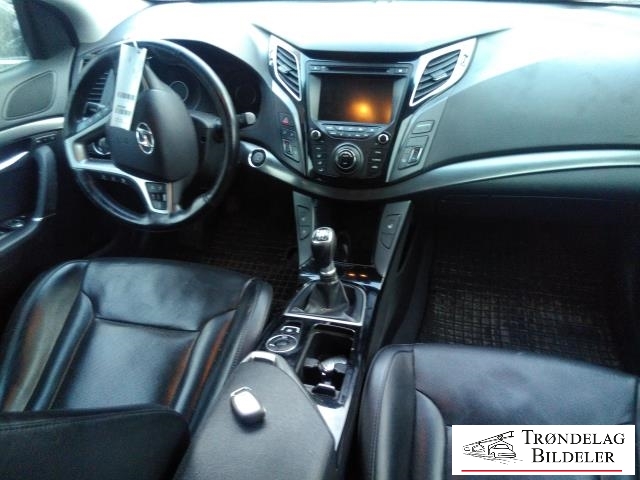 Hyundai i40 2012-2017 , Motorkode: D4FD, Girkassekode: