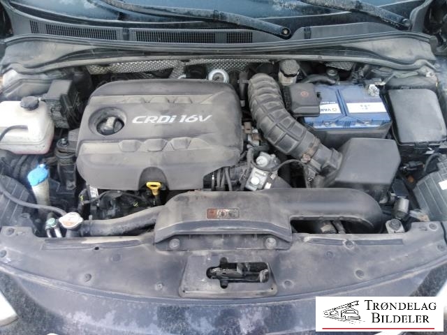 Hyundai i40 2012-2017 , Motorkode: D4FD, Girkassekode: