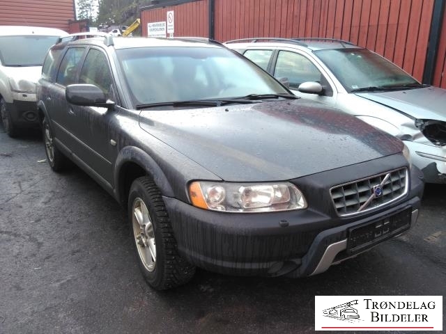 Volvo XC70 2005-2007 (Type I, Fase 2) , Motorkode: D5244T4, Girkassekode: 6-MAN 4WD / M66 AWD