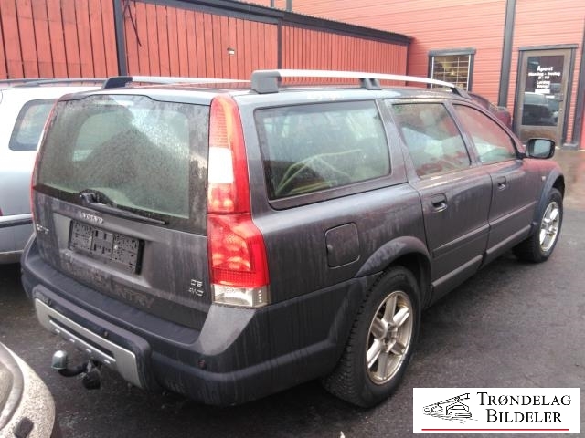 Volvo XC70 2005-2007 (Type I, Fase 2) , Motorkode: D5244T4, Girkassekode: 6-MAN 4WD / M66 AWD