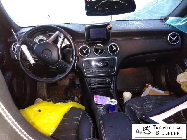 Mercedes A-Klasse 2012-2018 (W176) (W176), Motorkode: K9K, Girkassekode: 