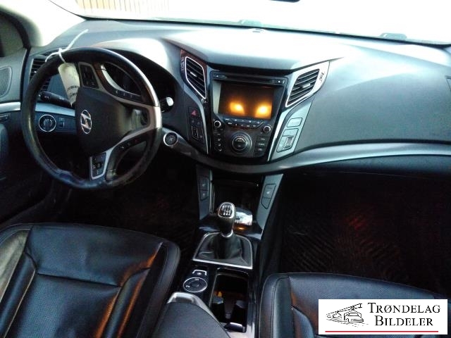 Hyundai i40 2012-2017 , Motorkode: D4FD, Girkassekode: