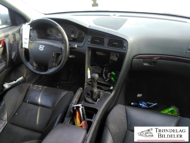 Volvo V70 2000-2004 (Type II, Fase 1) , Motorkode: D5244T, Girkassekode: 