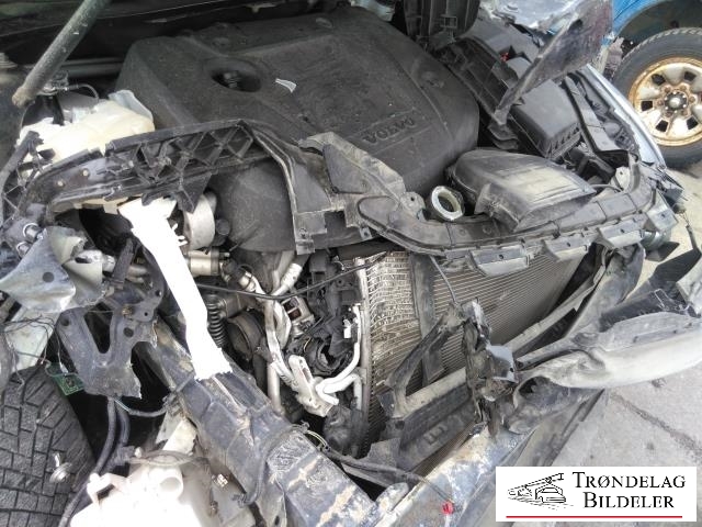 Volvo V40 2012-2019 , Motorkode: D4204T8, Girkassekode: 6-MAN 2WD / M66