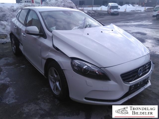 Volvo V40 2012-2019 , Motorkode: D4162T, Girkassekode: 6-MAN 2WD / B6