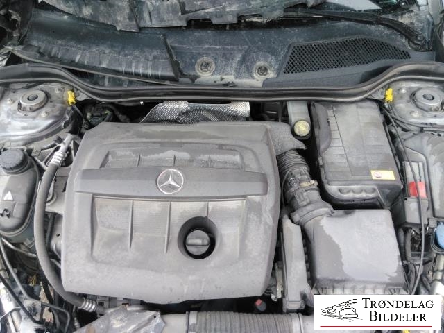Mercedes CLA 2013-2019 (C117) (C117), Motorkode: 607.951, Girkassekode: D724020