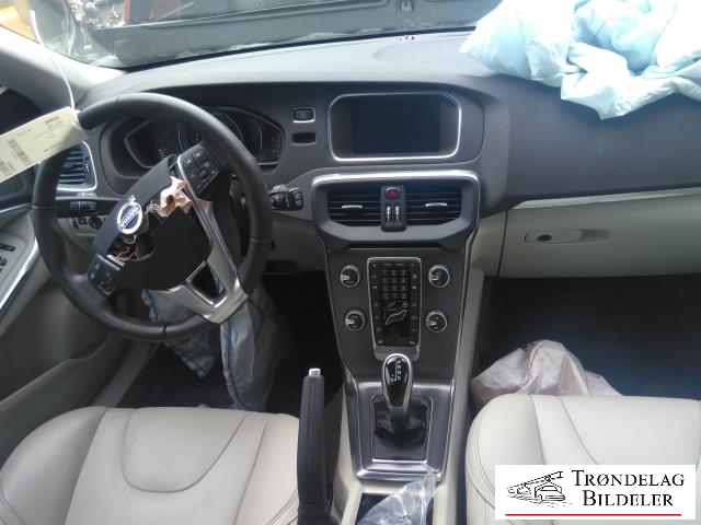 Volvo V40 2012-2019 , Motorkode: B4154T4, Girkassekode: 6-AUT 2WD / TF-71SC