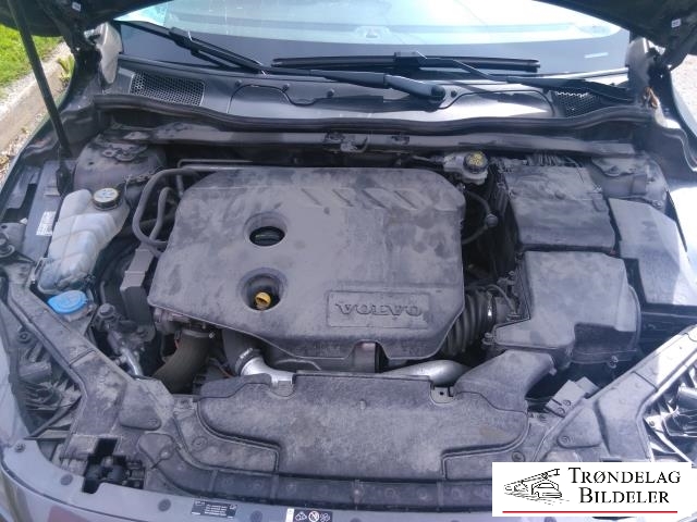 Volvo V40 2012-2019 , Motorkode: D4162T, Girkassekode: 6-MAN 2WD / B6