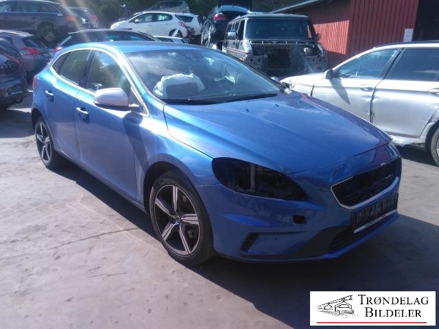 Volvo V40 2012-2019 , Motorkode: B4204T38, Girkassekode: 6-MAN 2WD / M76