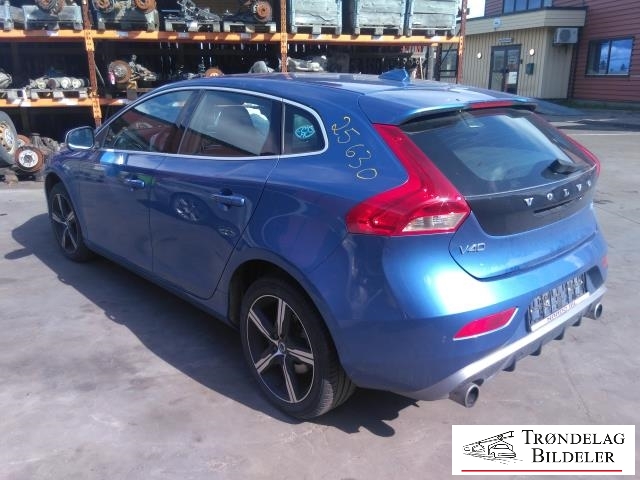 Volvo V40 2012-2019 , Motorkode: B4204T38, Girkassekode: 6-MAN 2WD / M76
