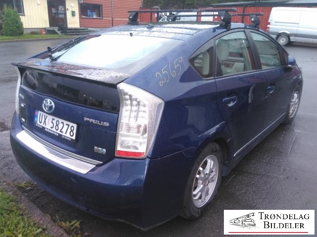 Toyota Prius 2009-2016 (Type III) (COMBI) (COMBI), Motorkode: 2ZR-FXE, Girkassekode: 