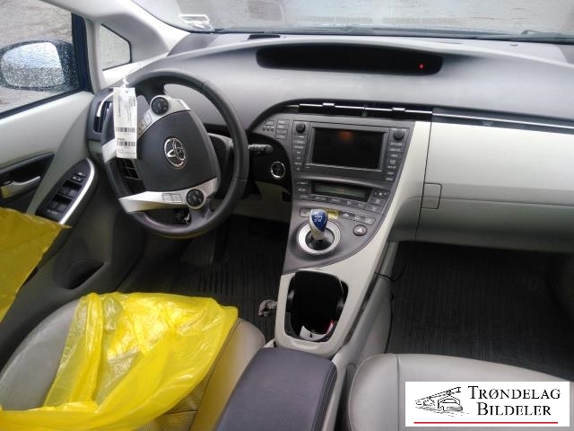 Toyota Prius 2009-2016 (Type III) (COMBI) (COMBI), Motorkode: 2ZR-FXE, Girkassekode: 