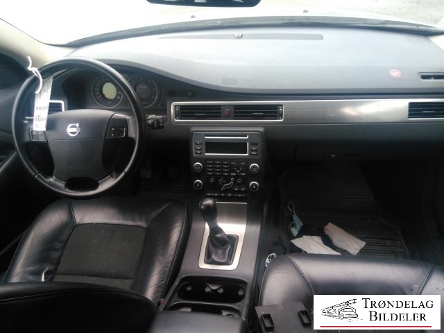 Volvo V70 2007-2013 (Type III, Fase 1) , Motorkode: D5244T(5), Girkassekode: 6-MAN 2WD / M66